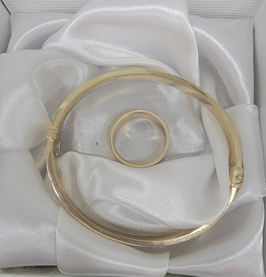 Pulsa y anillo. Oro 10k