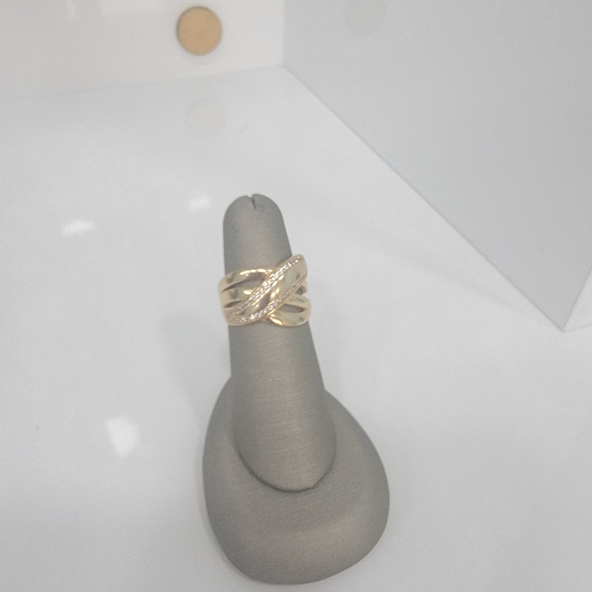 Anillo. Oro 14k.