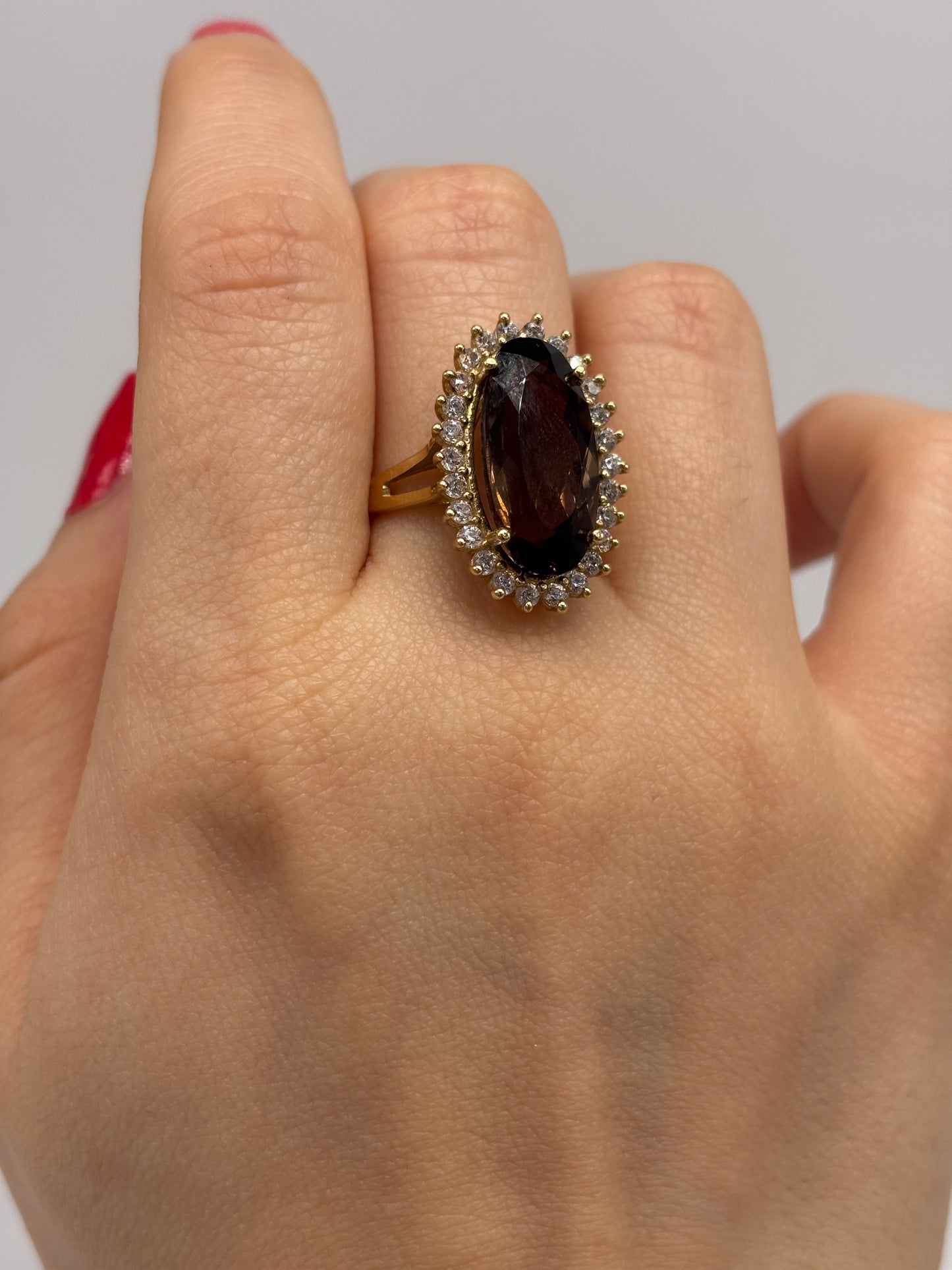 Anillo con Piedra Carmelita Corte Ovalado 14K