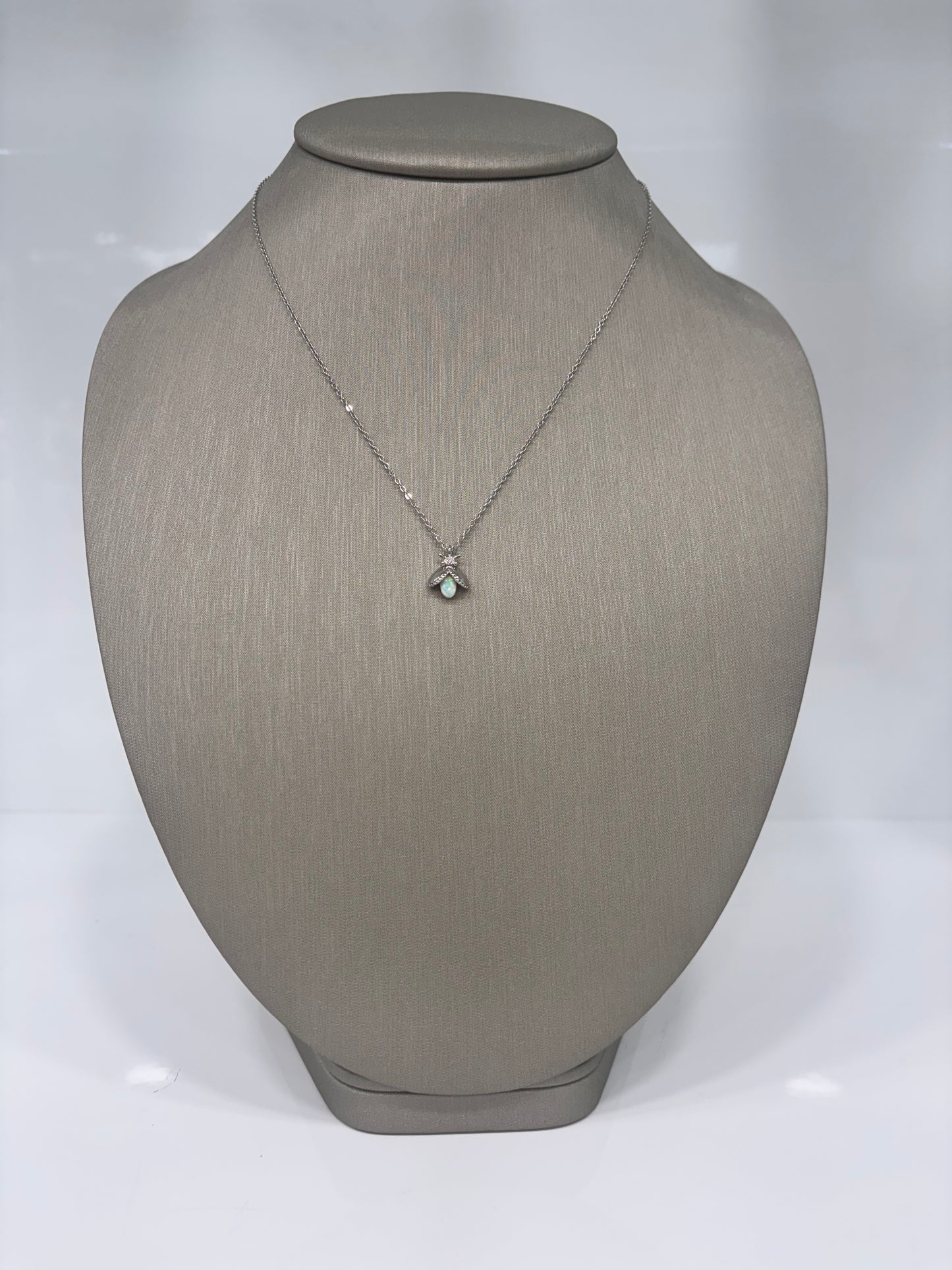 Cadena con Luciérnaga