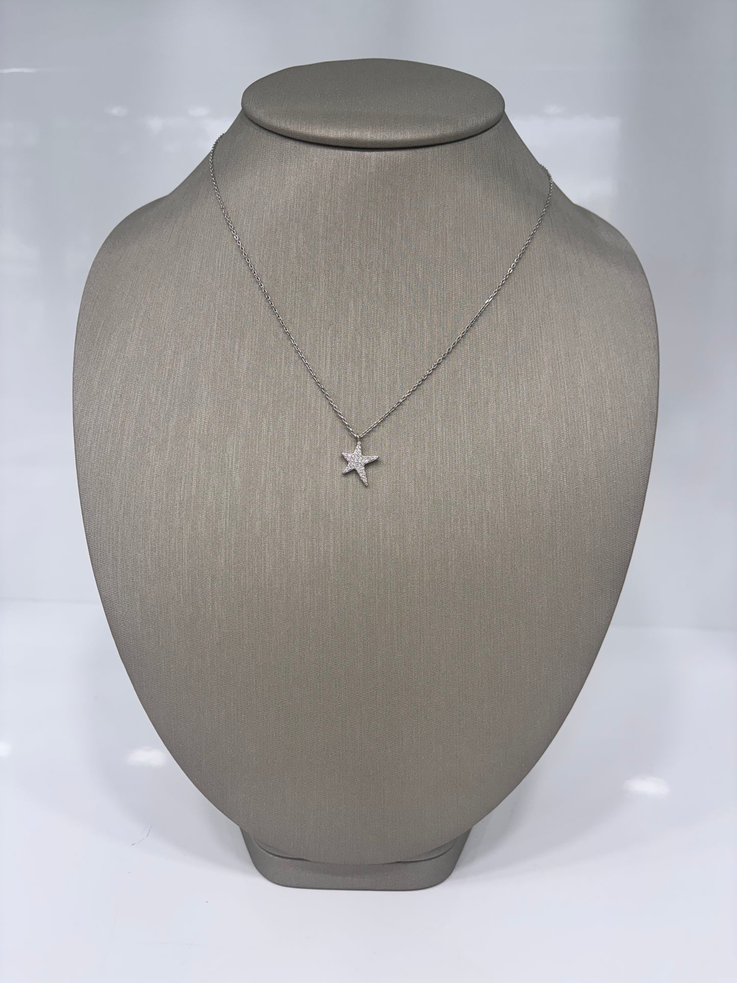 Cadena con Estrella