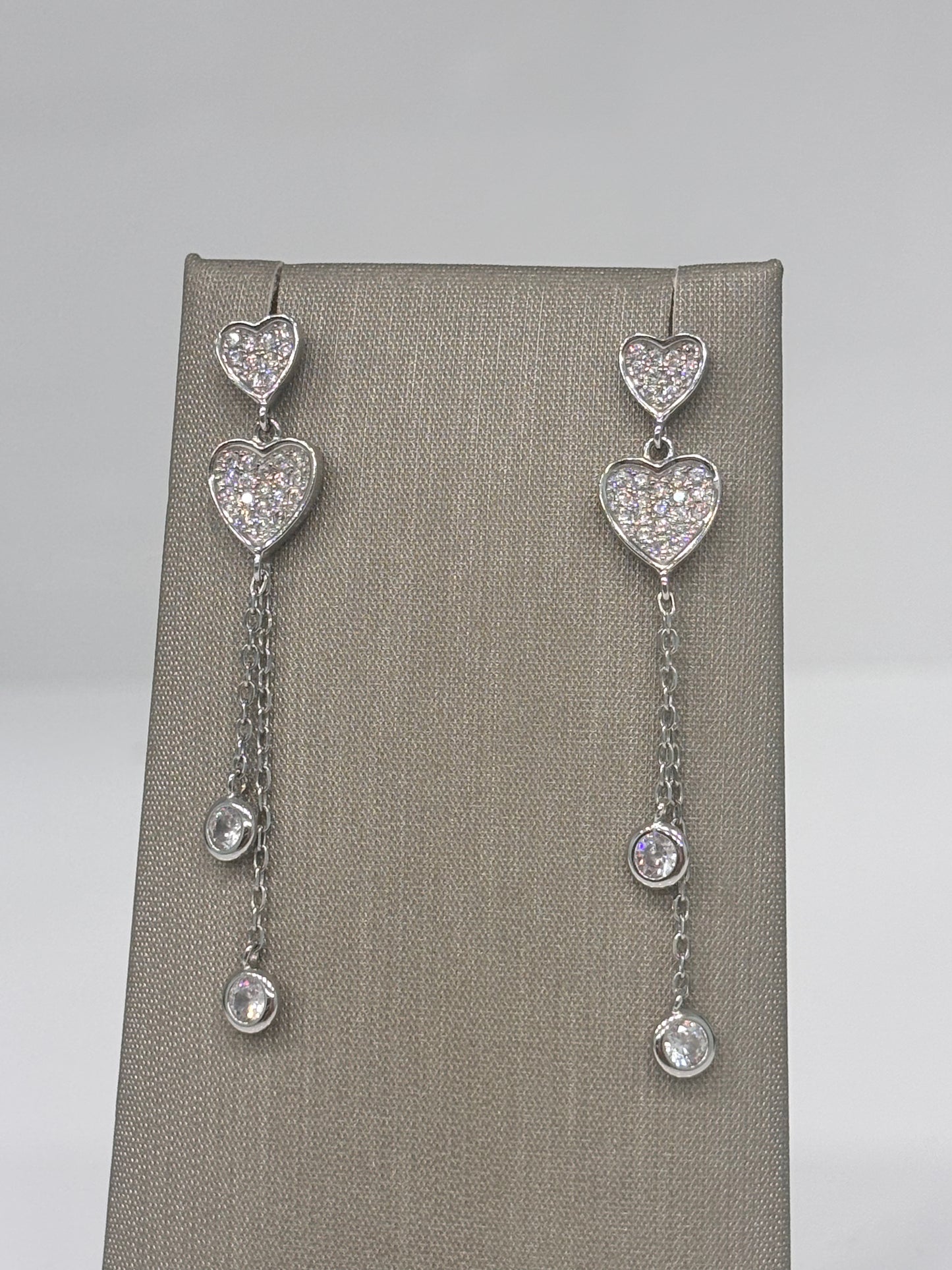 Aretes de Corazones Colgantes