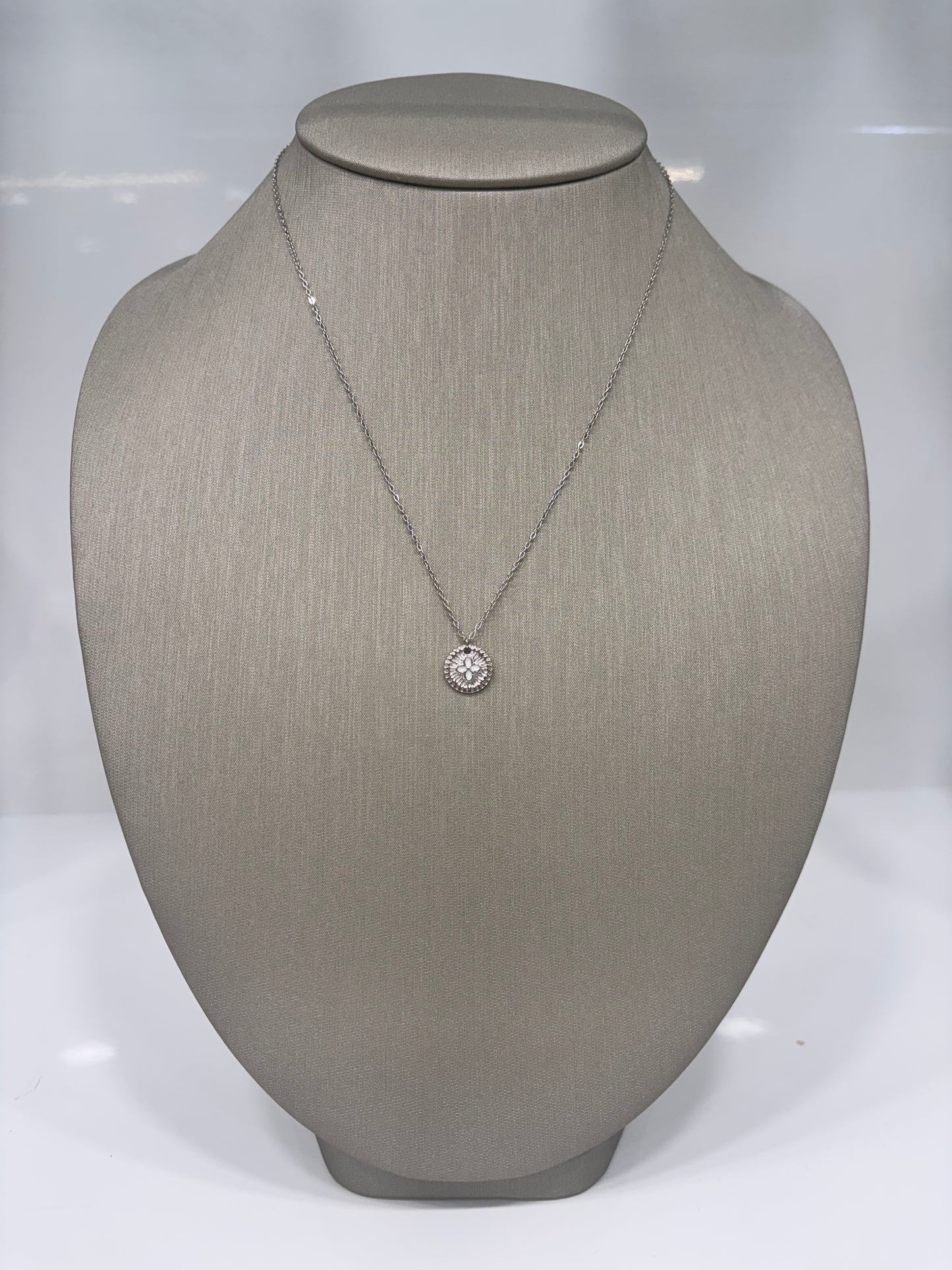 Cadena con Medalla de Flor