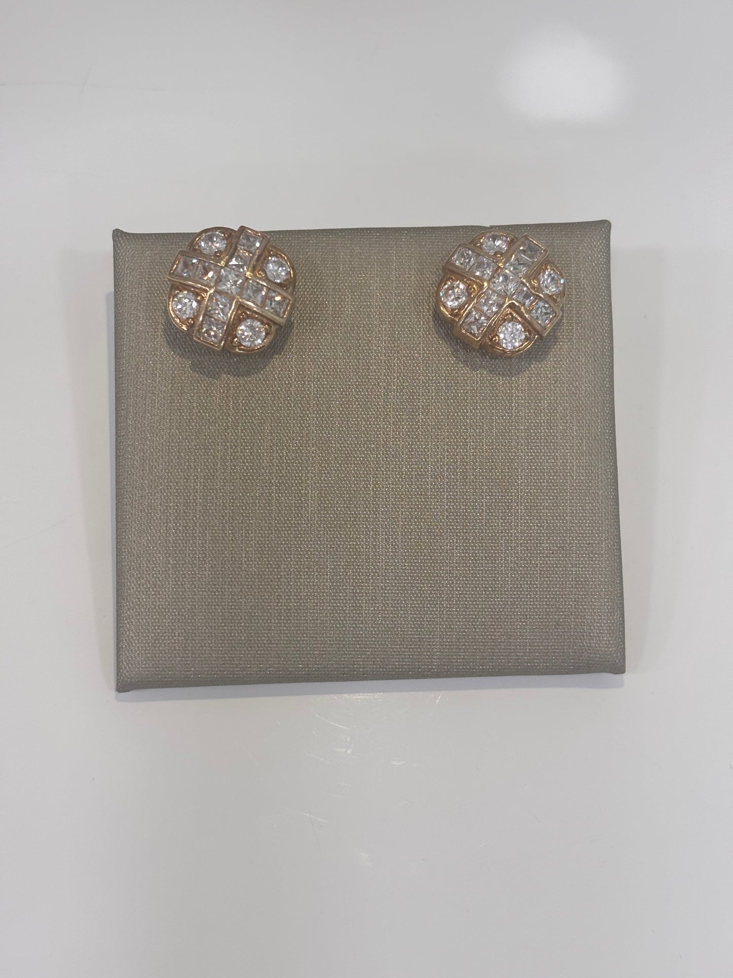 Aretes Brillantes Y2K (10K)